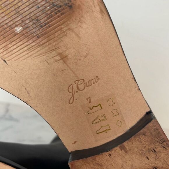 J. Crew Black Leather Chelsea Boot 7 - Picture 7 of 8